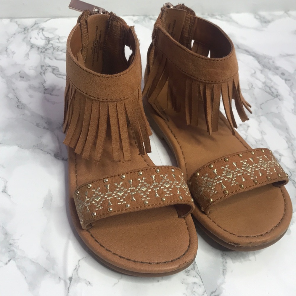 Tan fringe sandal